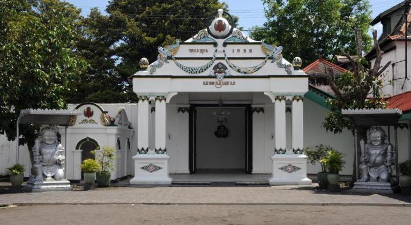 Grand Malioboro Yogyakarta酒店 外观 照片