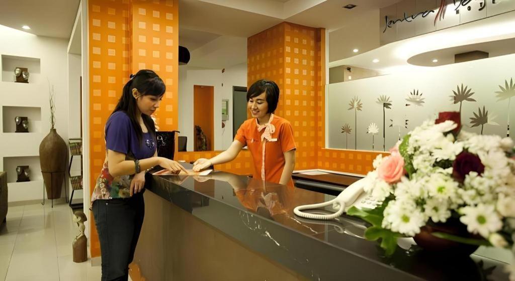 Grand Malioboro Yogyakarta酒店 外观 照片